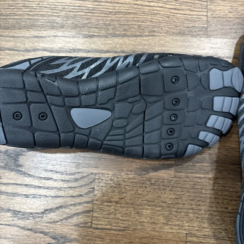 HF Men's Water Shoes Black US Size 9.5 Medium for Water Sports